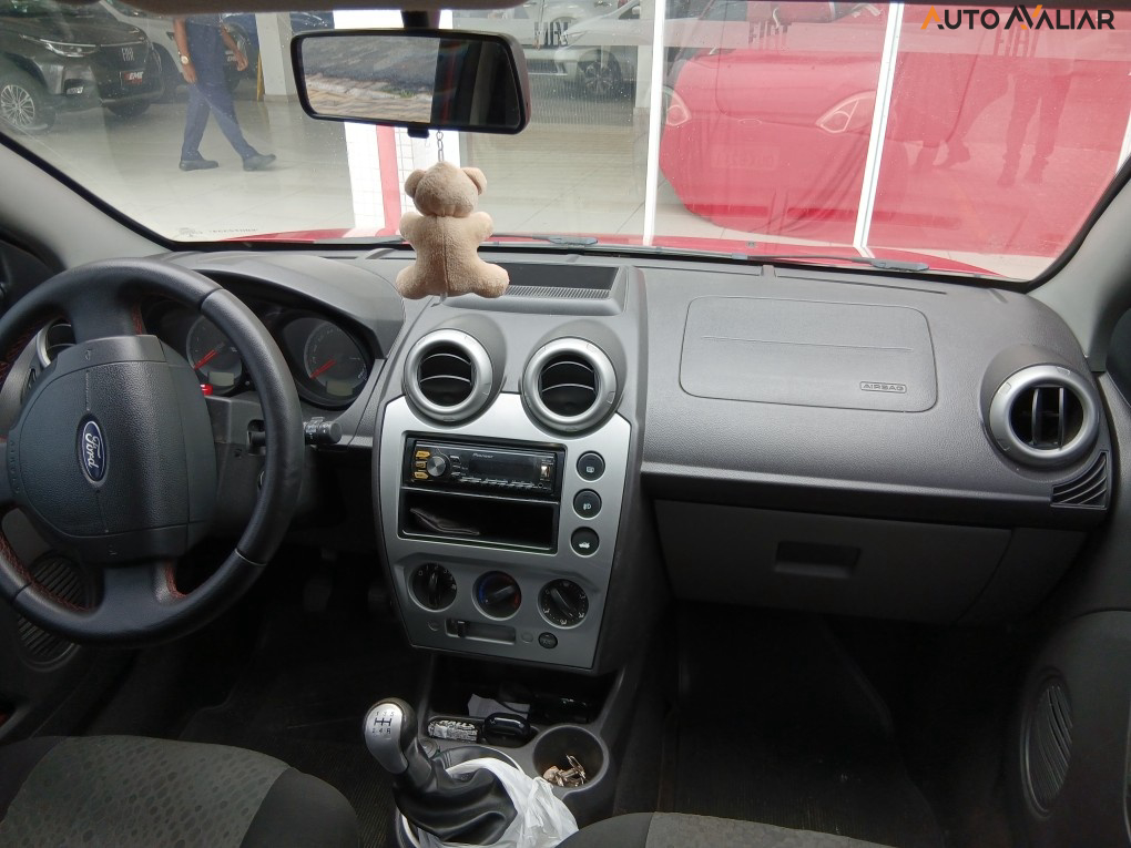 FORD FIESTA 1.0 ROCAM HATCH 8V FLEX 4P MANUAL