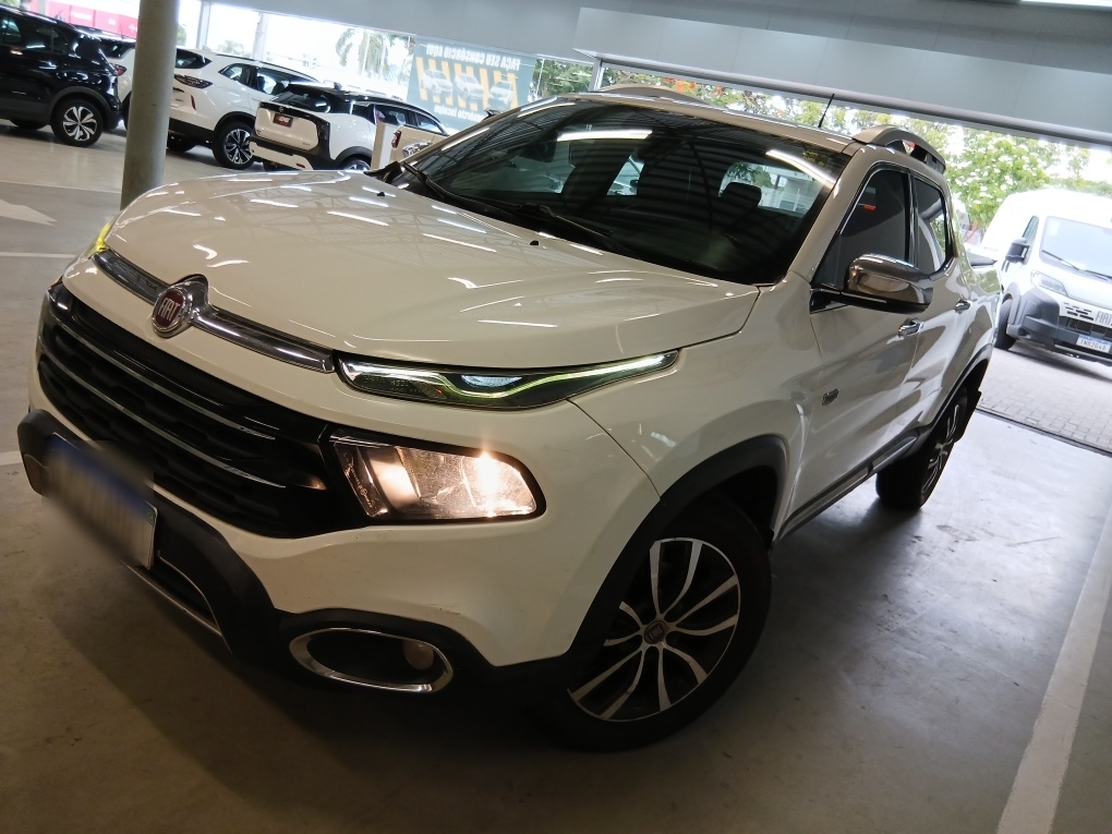 FIAT TORO 2.0 16V TURBO DIESEL RANCH 4WD AT9