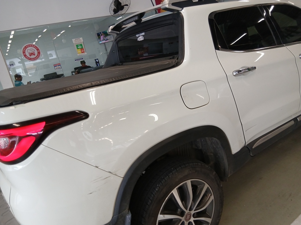 FIAT TORO 2.0 16V TURBO DIESEL RANCH 4WD AT9