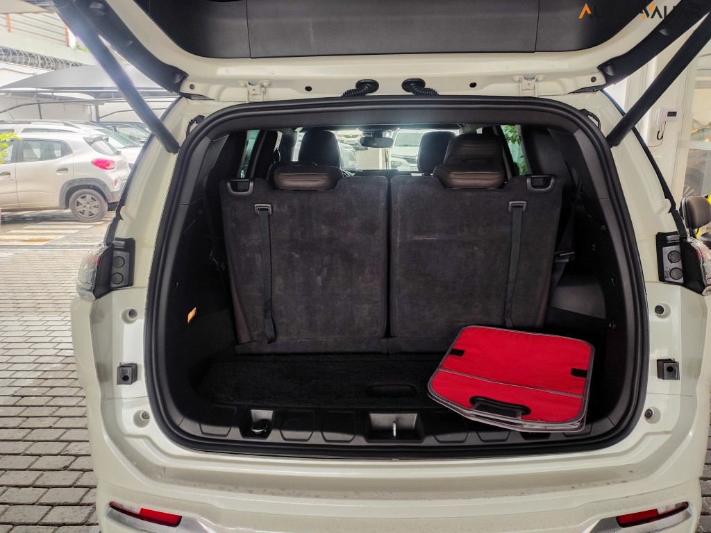 JEEP COMMANDER 1.3 T270 TURBO FLEX OVERLAND AT6