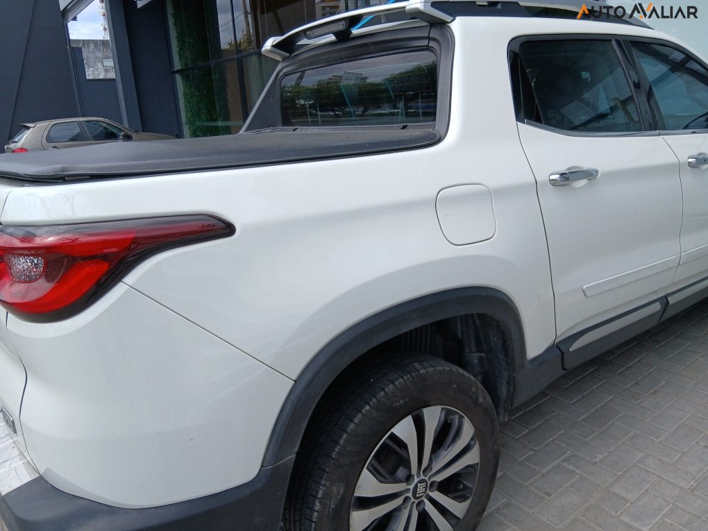 FIAT TORO 1.3 TURBO 270 FLEX VOLCANO AT6