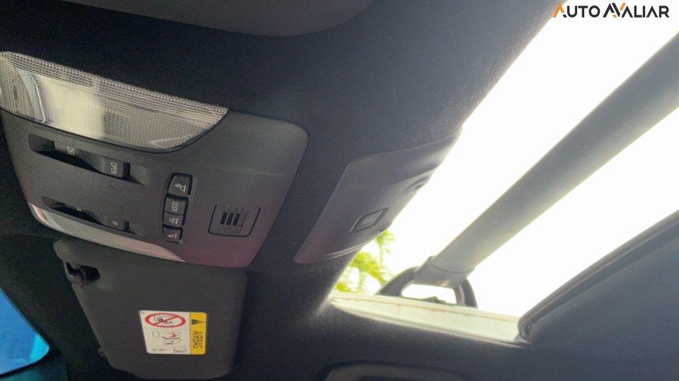 TOYOTA COROLLA CROSS 1.8 VVT-I HYBRID FLEX XRX CVT