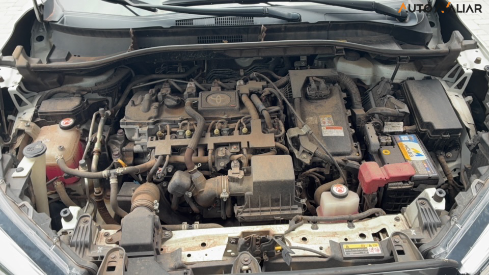 TOYOTA COROLLA CROSS 1.8 VVT-I HYBRID FLEX XRX CVT