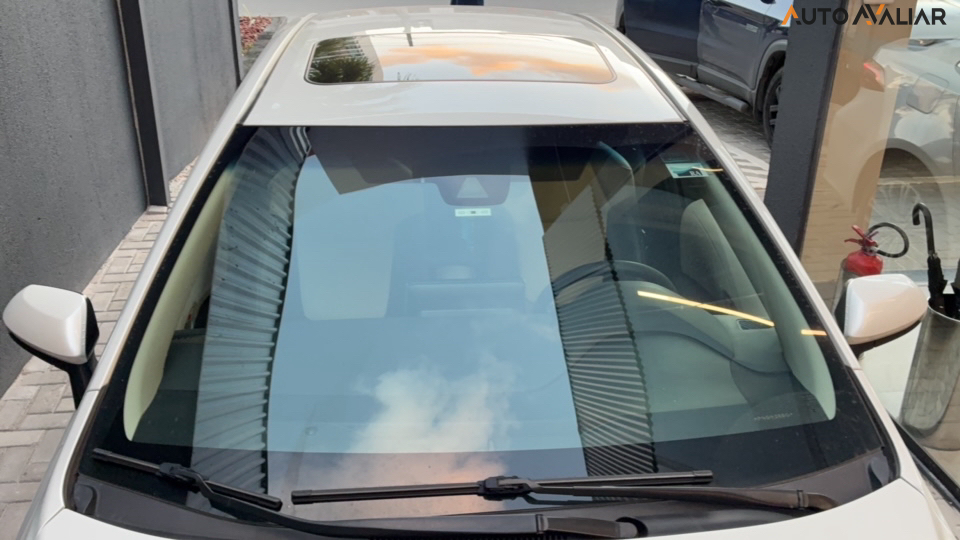 TOYOTA COROLLA Altis Prem. Hybrid 1.8 Flex Aut