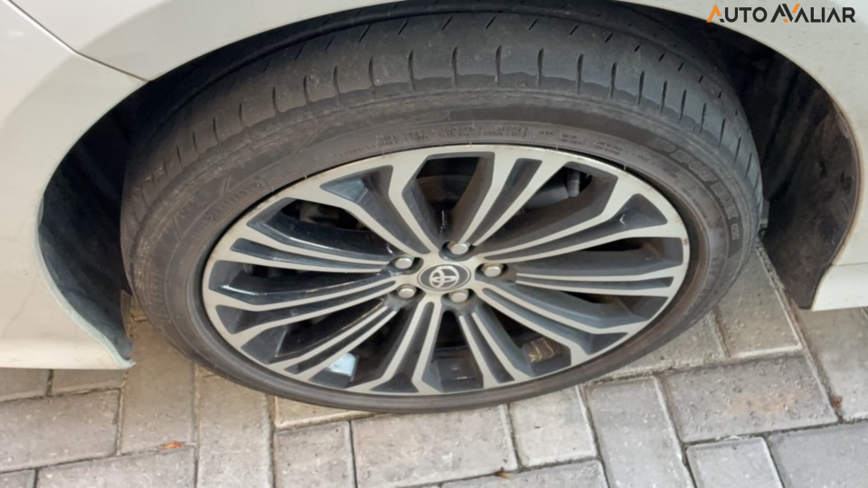 TOYOTA COROLLA Altis Prem. Hybrid 1.8 Flex Aut