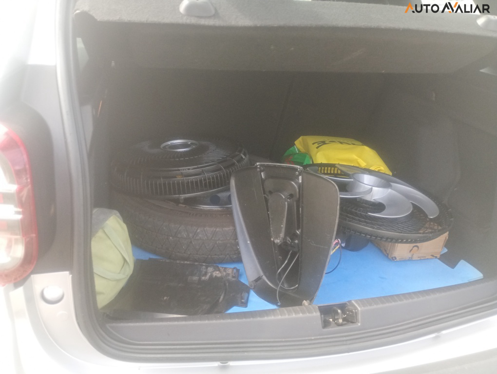 RENAULT DUSTER 1.6 16V SCE FLEX INTENSE PLUS X-TRONIC