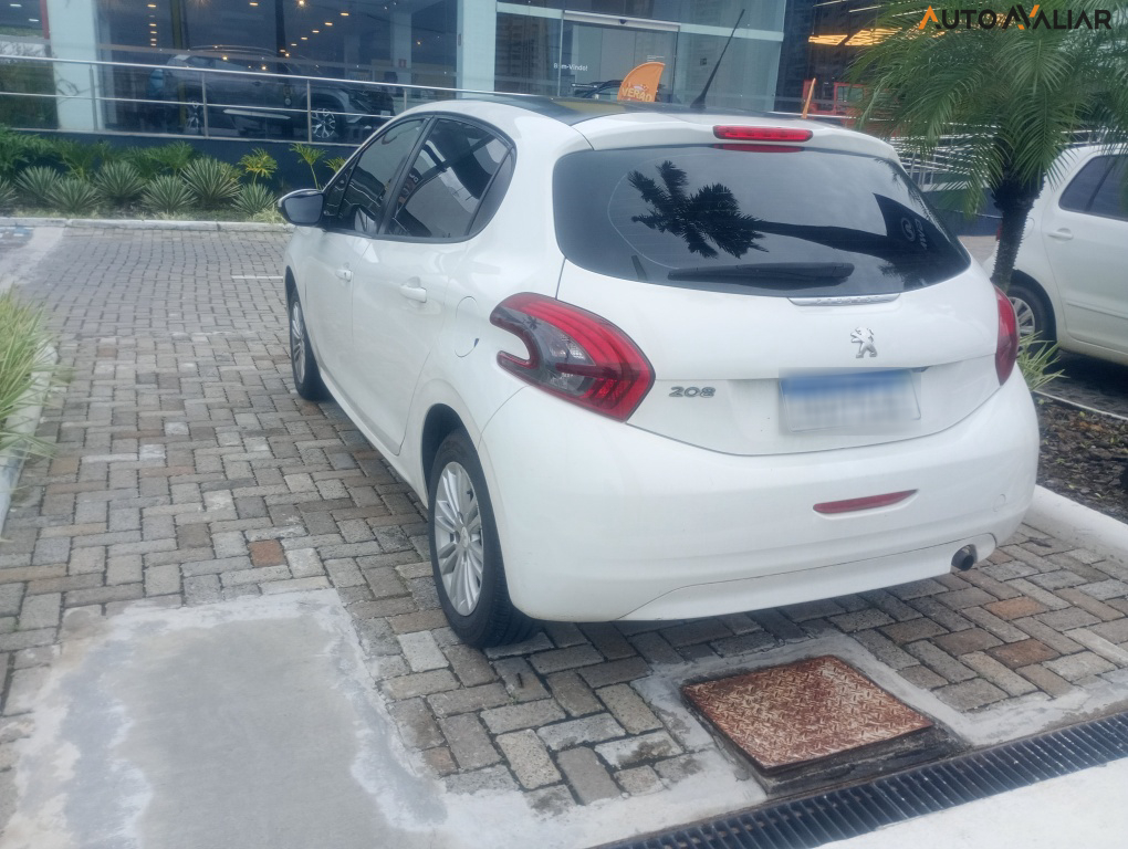 PEUGEOT 208 1.2 ACTIVE 12V FLEX 4P MANUAL