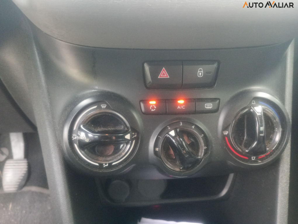 PEUGEOT 208 1.2 ACTIVE 12V FLEX 4P MANUAL