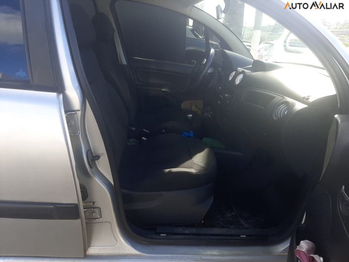 CITROEN C3 1.4 I GLX 8V FLEX 4P MANUAL