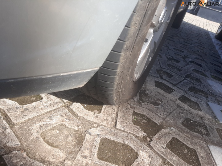 CITROEN C3 1.4 I GLX 8V FLEX 4P MANUAL