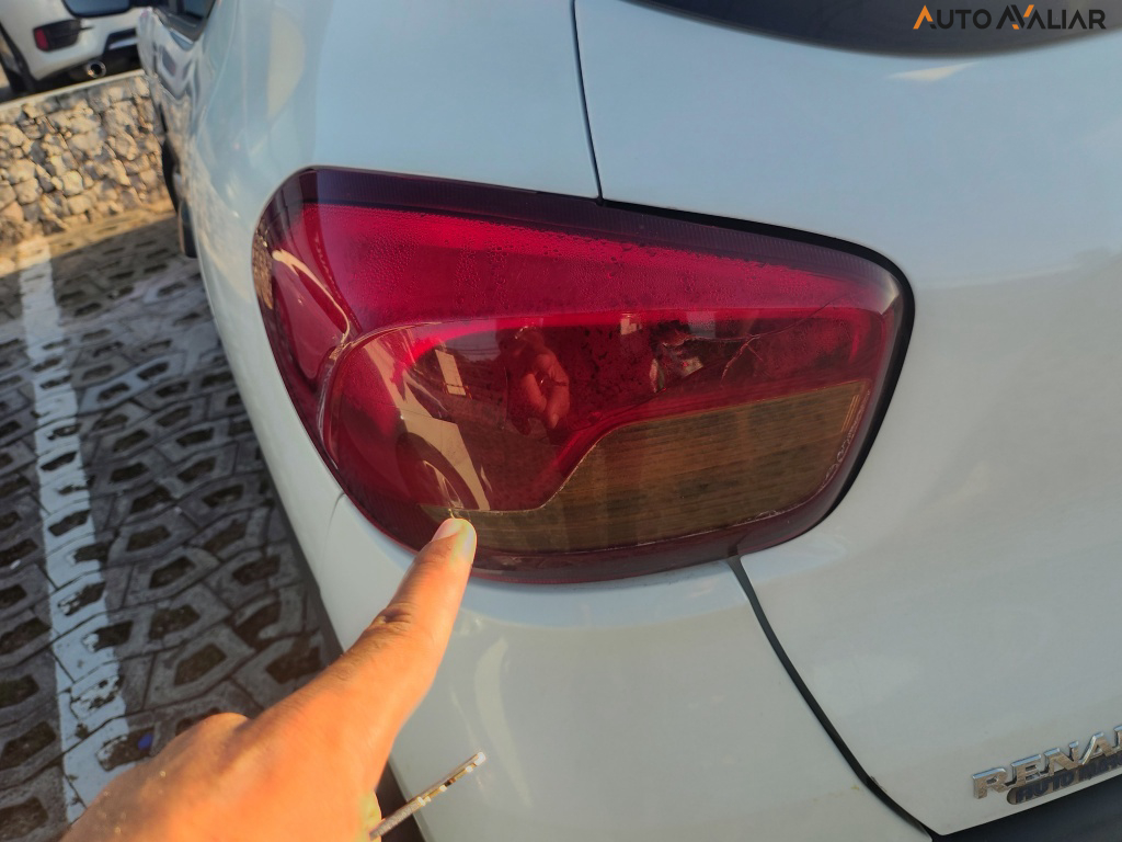 RENAULT KWID 1.0 12V SCE FLEX ZEN MANUAL