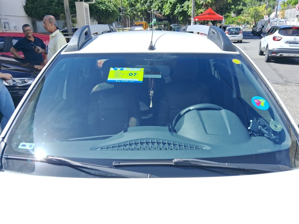 RENAULT DUSTER 2.0 DYNAMIQUE 4X2 16V FLEX 4P AUTOMATICO