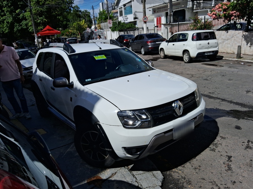 RENAULT DUSTER 2.0 DYNAMIQUE 4X2 16V FLEX 4P AUTOMATICO