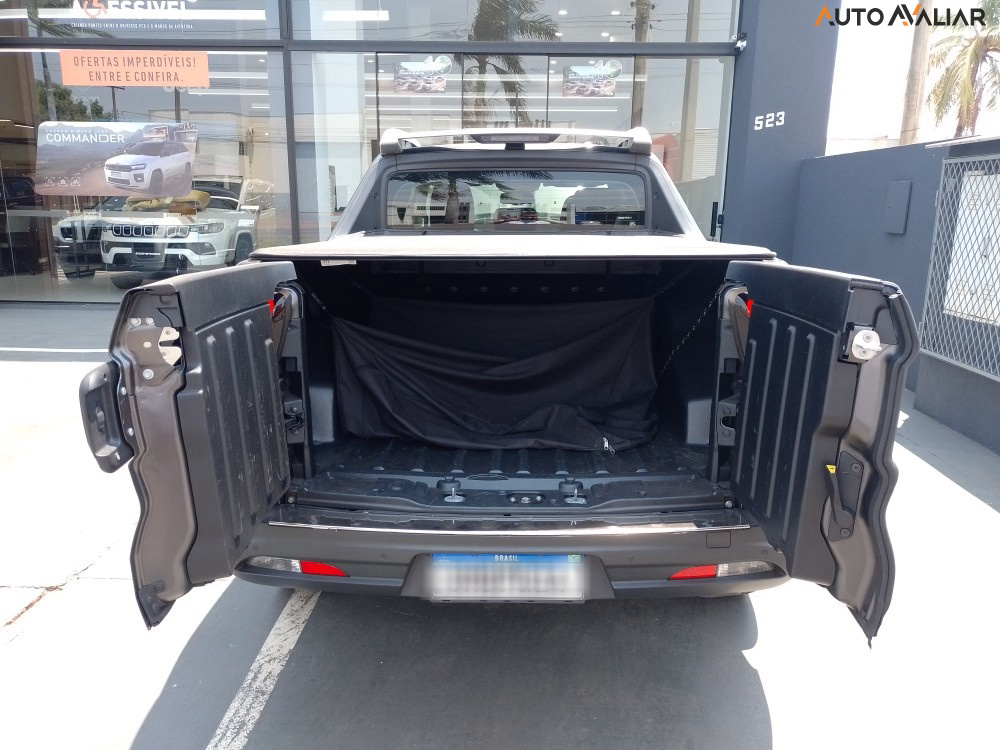 FIAT TORO 2.0 16V TURBO DIESEL VOLCANO 4WD AT9