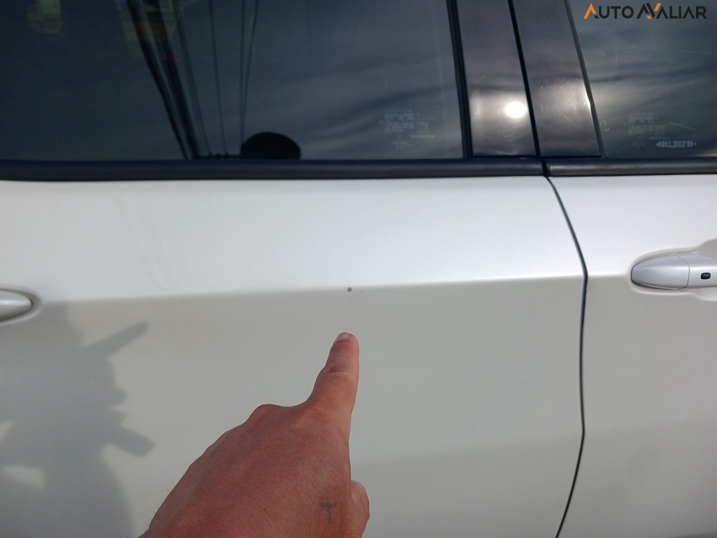 JEEP COMPASS 2.0 TD350 TURBO DIESEL LONGITUDE AT9