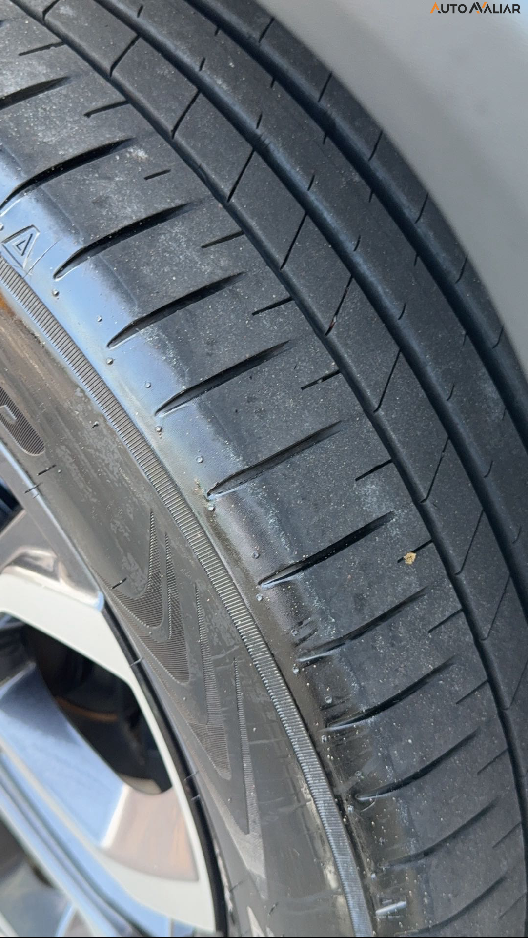 JEEP COMMANDER 1.3 T270 TURBO FLEX LIMITED AT6