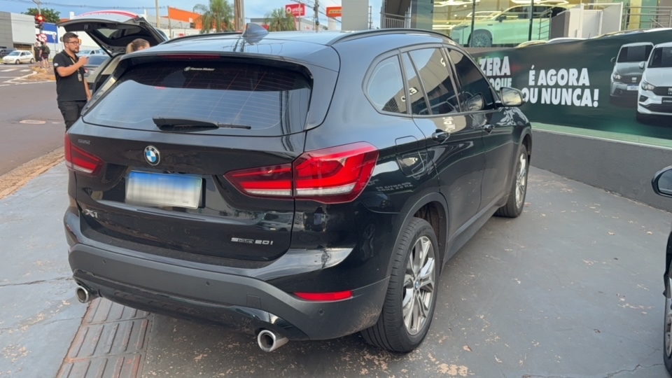 BMW X1 2.0 16V TURBO ACTIVEFLEX SDRIVE20I 4P AUTOMATICO