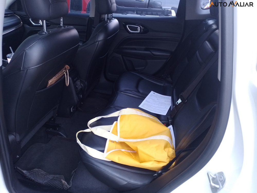 JEEP COMPASS 1.3 T270 TURBO FLEX LIMITED AT6