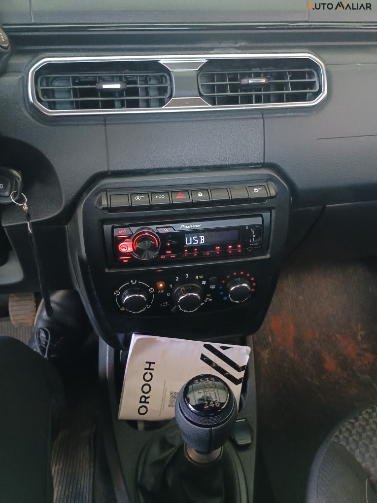 RENAULT OROCH 1.6 16V SCE FLEX PRO MANUAL