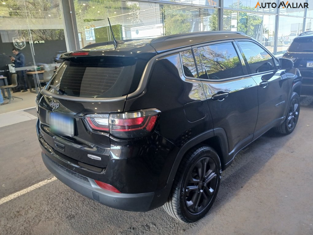 JEEP COMPASS 1.3 T270 TURBO FLEX LONGITUDE AT6