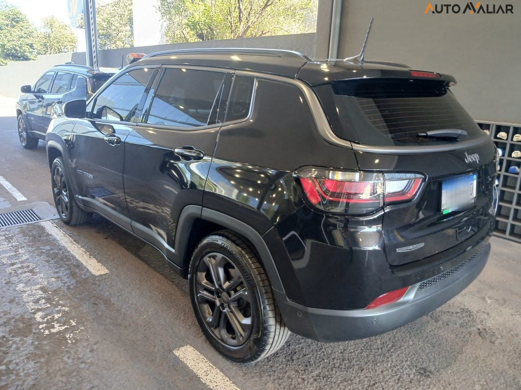 JEEP COMPASS 1.3 T270 TURBO FLEX LONGITUDE AT6