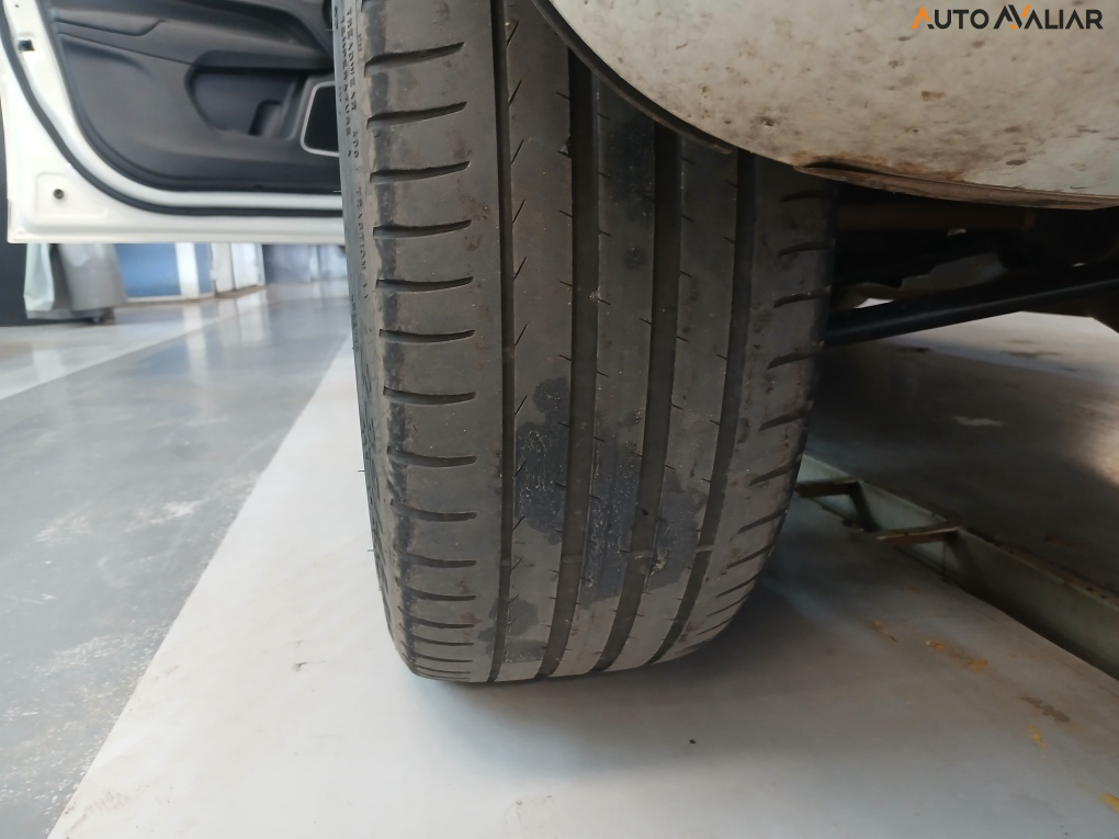 JEEP COMPASS 2.0 HURRICANE 4 TURBO GASOLINA OVERLAND AT9