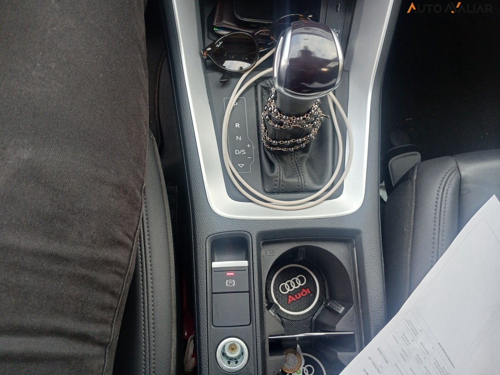 AUDI Q3 2.0 40 TFSI GASOLINA PERFORMANCE QUATTRO TIPTRONIC