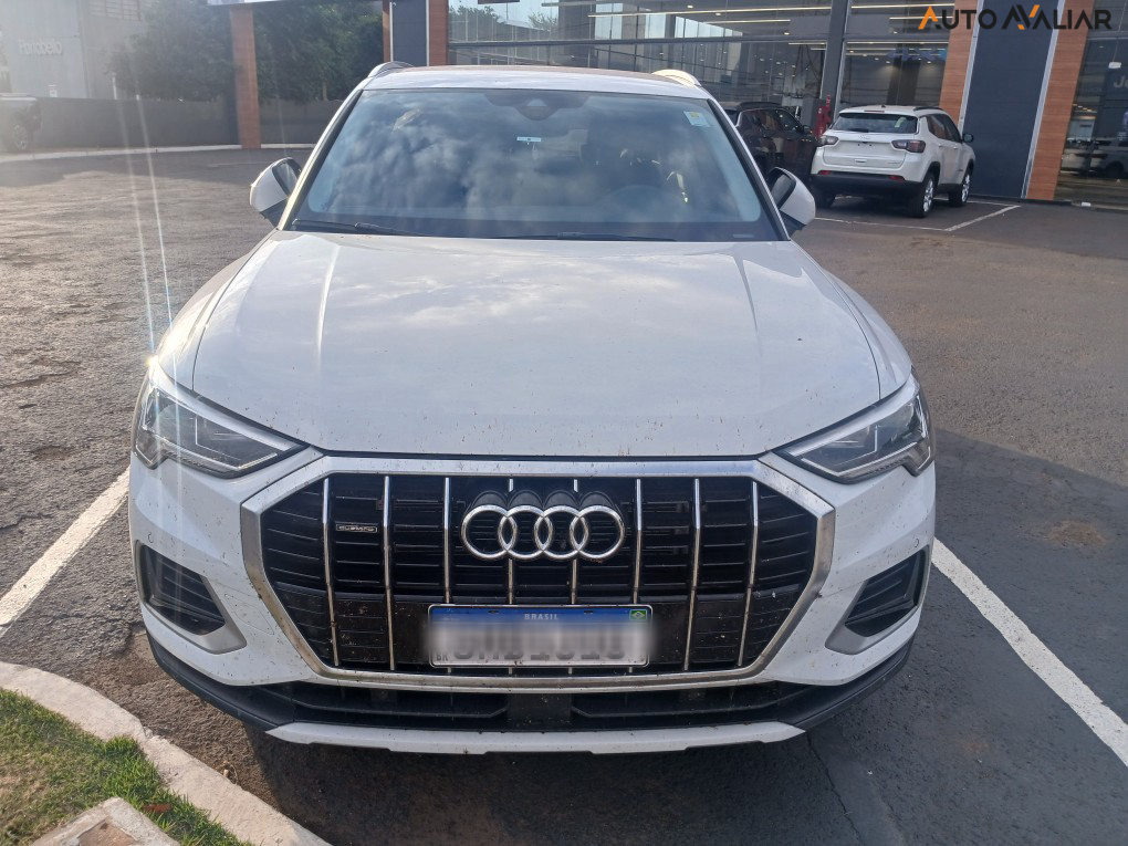 AUDI Q3 2.0 40 TFSI GASOLINA PERFORMANCE QUATTRO TIPTRONIC