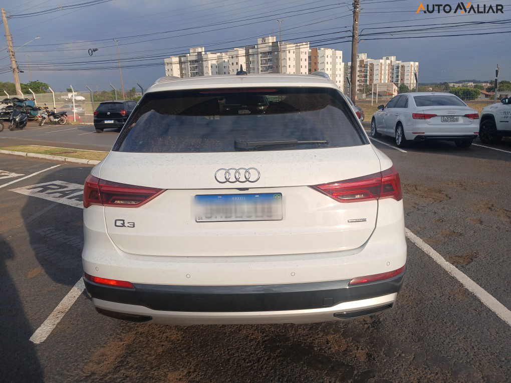 AUDI Q3 2.0 40 TFSI GASOLINA PERFORMANCE QUATTRO TIPTRONIC