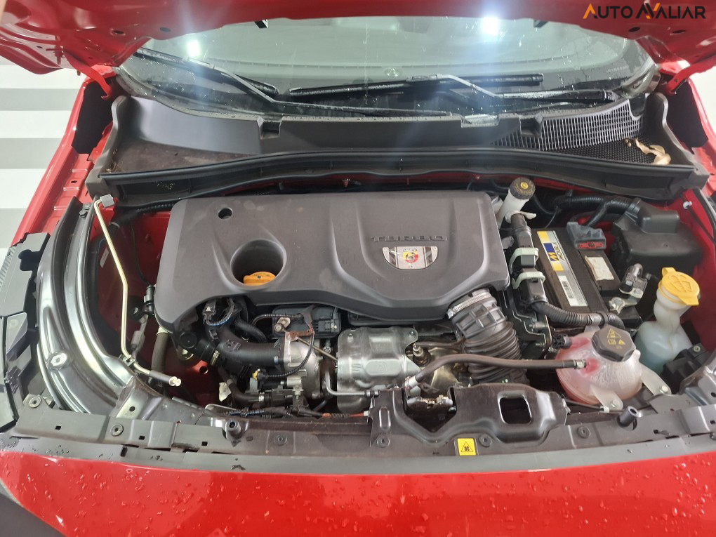 FIAT FASTBACK 1.3 TURBO 270 FLEX ABARTH AT6