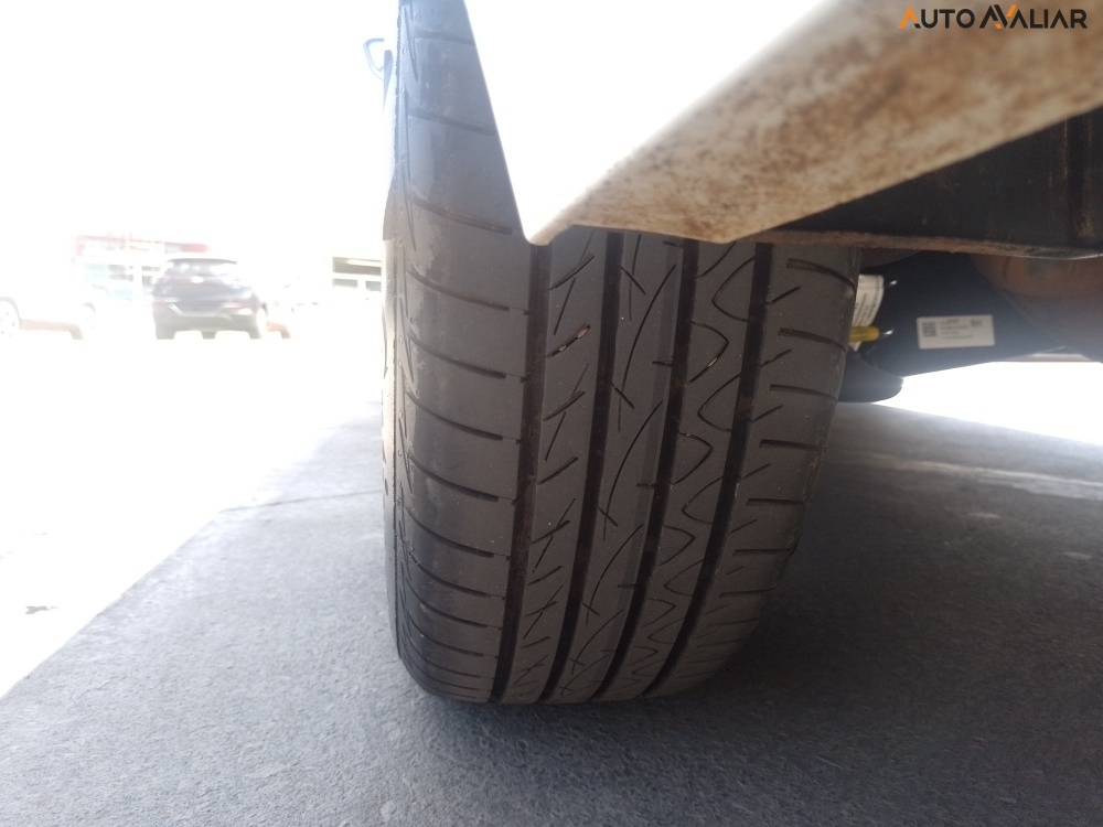 CHEVROLET ONIX 1.0 TURBO FLEX PLUS PREMIER AUTOM&Aacute;TICO