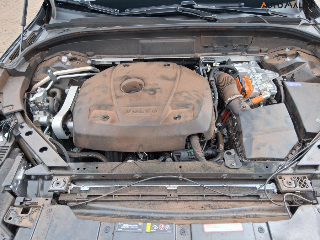VOLVO XC60 2.0 T8 RECHARGE ULTIMATE AWD GEARTRONIC