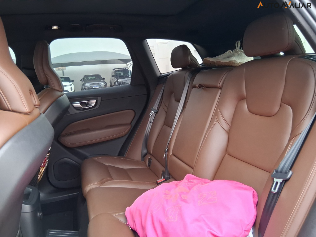 VOLVO XC60 2.0 T8 RECHARGE ULTIMATE AWD GEARTRONIC