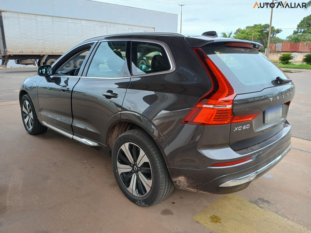 VOLVO XC60 2.0 T8 RECHARGE PLUS AWD GEARTRONIC