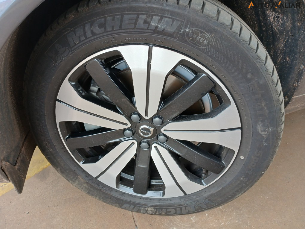 VOLVO XC60 2.0 T8 RECHARGE PLUS AWD GEARTRONIC