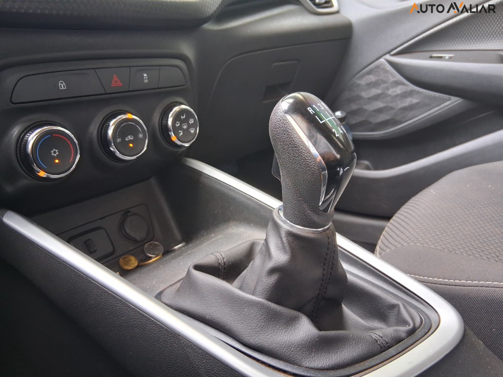 CHEVROLET ONIX 1.0 TURBO FLEX LT MANUAL