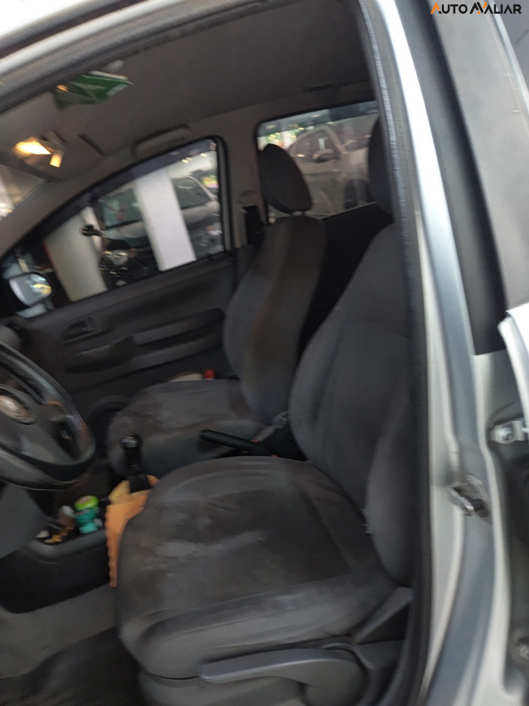 VOLKSWAGEN SPACEFOX 1.6 MI 8V FLEX 4P MANUAL