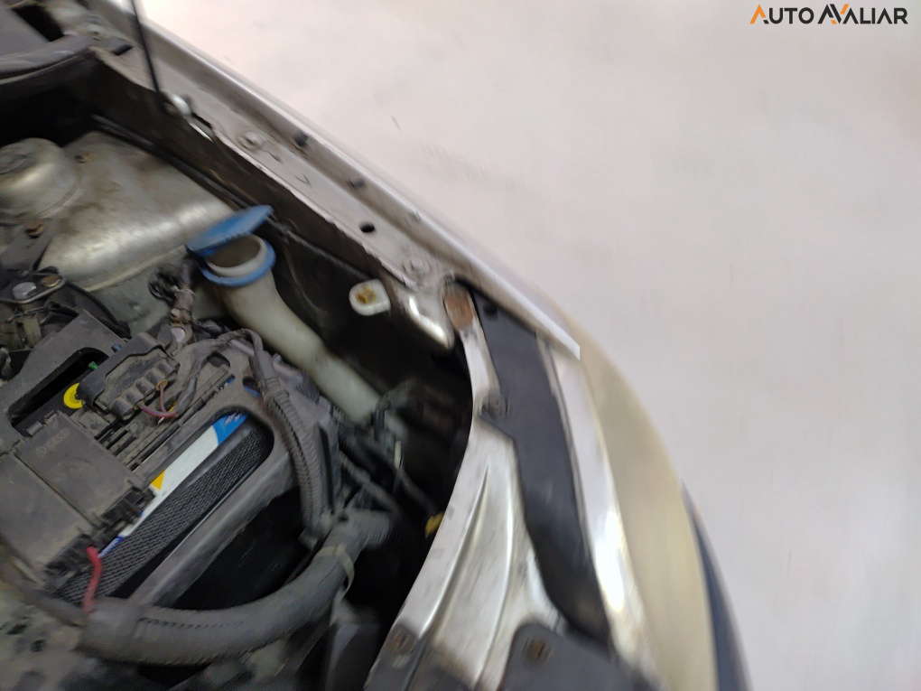 VOLKSWAGEN SPACEFOX 1.6 MI 8V FLEX 4P MANUAL