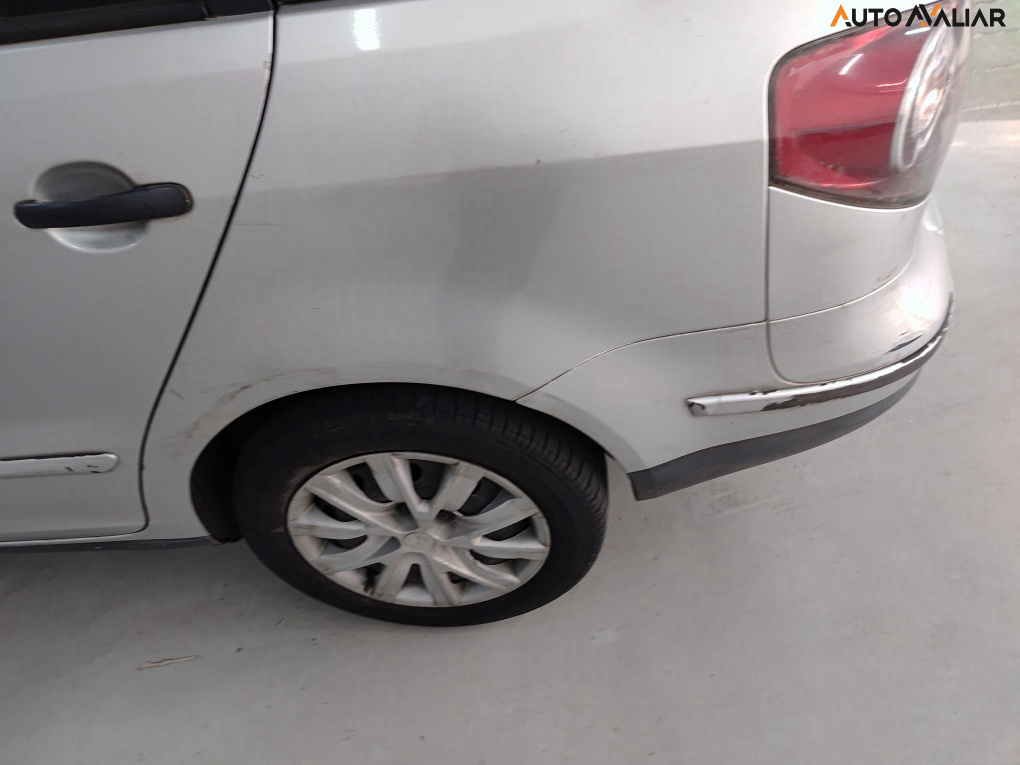 VOLKSWAGEN SPACEFOX 1.6 MI 8V FLEX 4P MANUAL