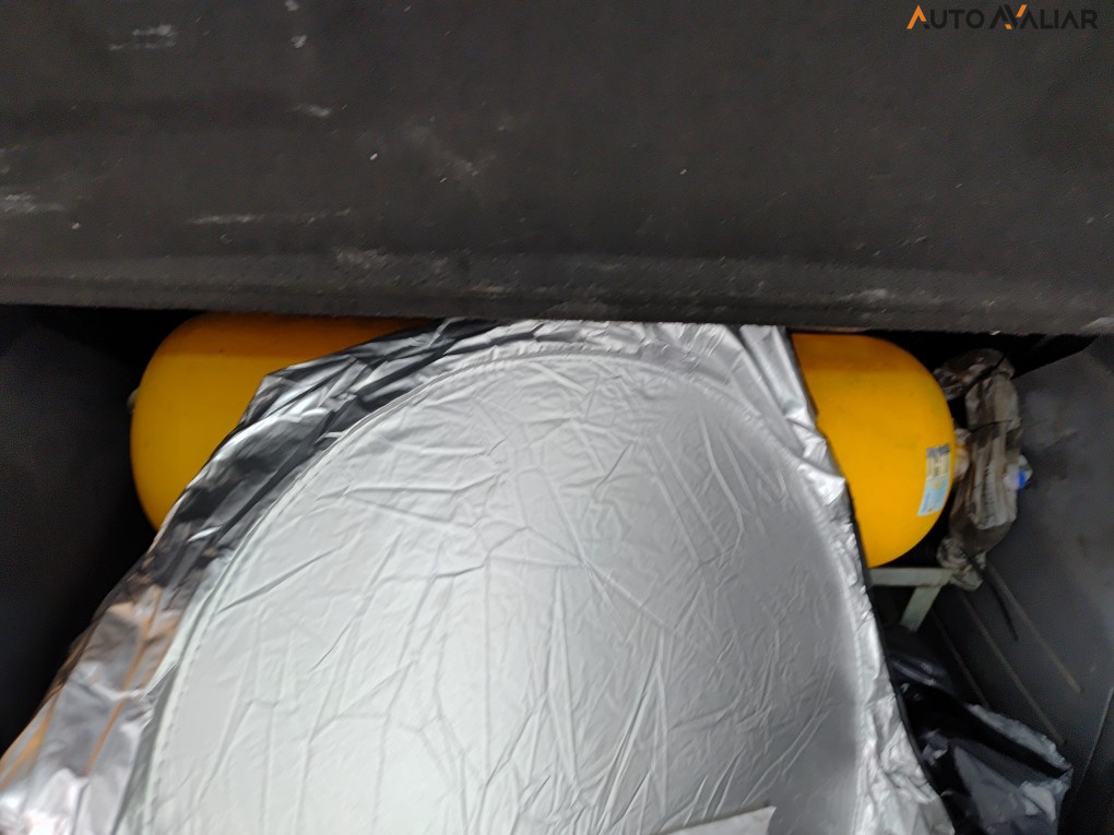 VOLKSWAGEN SPACEFOX 1.6 MI 8V FLEX 4P MANUAL