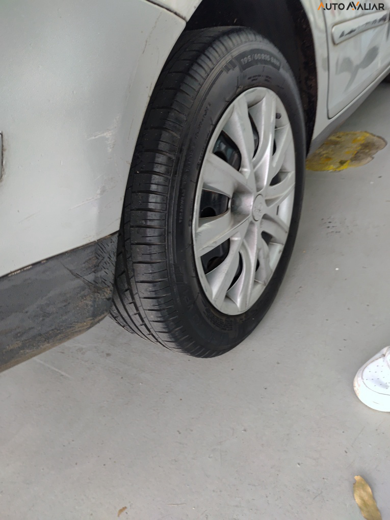 VOLKSWAGEN SPACEFOX 1.6 MI 8V FLEX 4P MANUAL