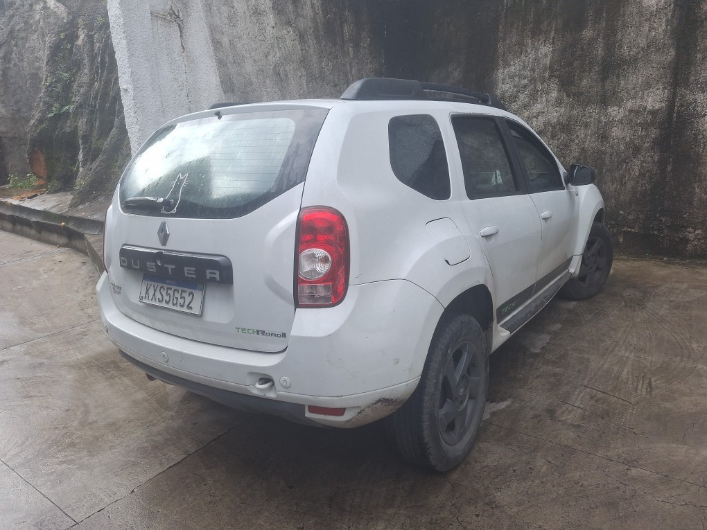 RENAULT DUSTER 2.0 DYNAMIQUE 4X2 16V FLEX 4P AUTOMATICO