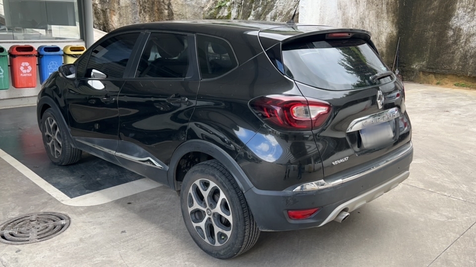 RENAULT CAPTUR 2.0 16V HI-FLEX INTENSE AUTOMATICO