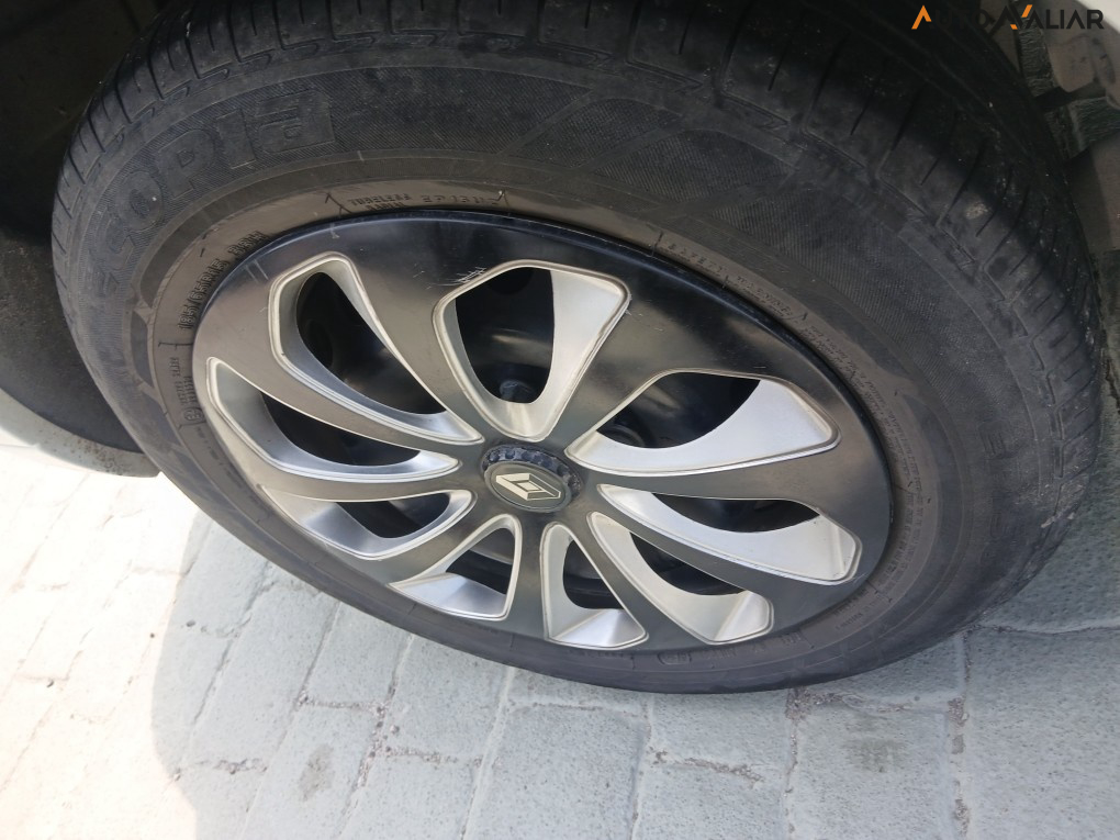 RENAULT LOGAN 1.0 12V SCE FLEX EXPRESSION MANUAL