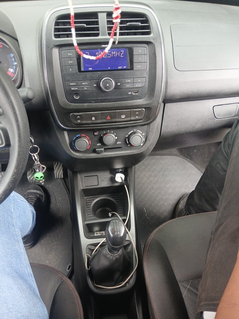 RENAULT KWID 1.0 12V SCE FLEX ZEN MANUAL