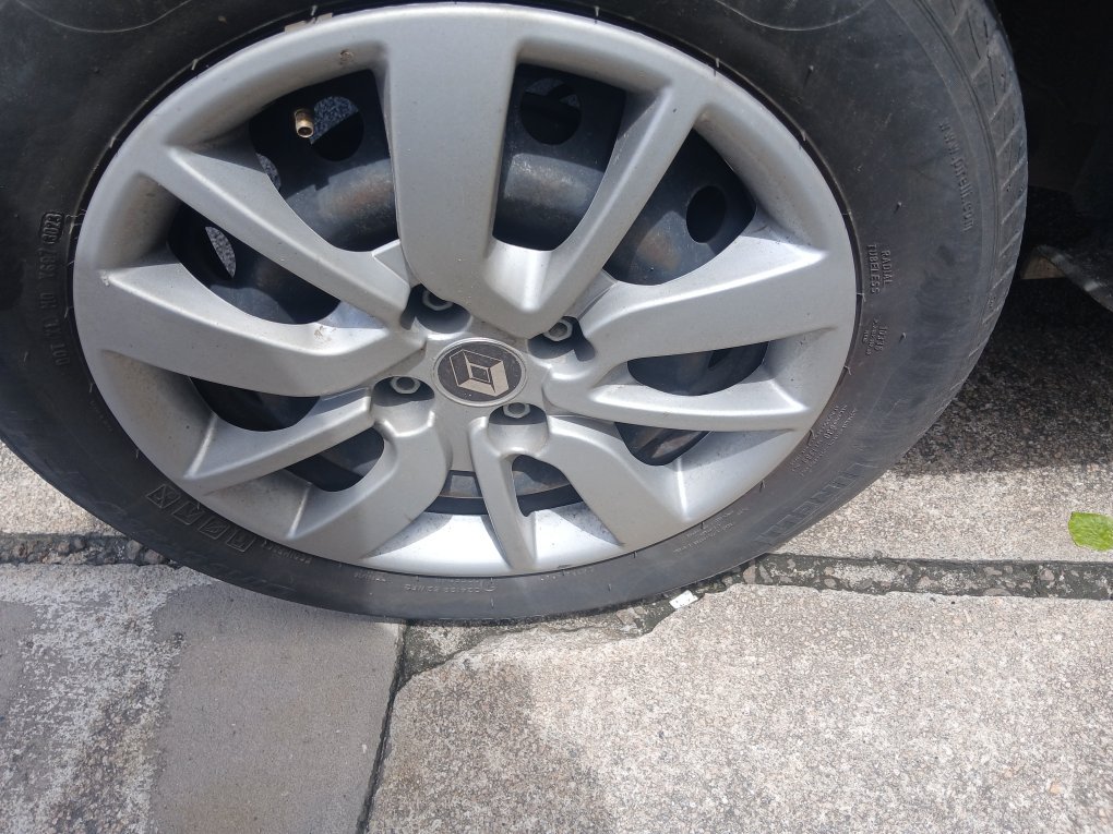 RENAULT SANDERO 1.0 EXPRESSION 16V FLEX 4P MANUAL