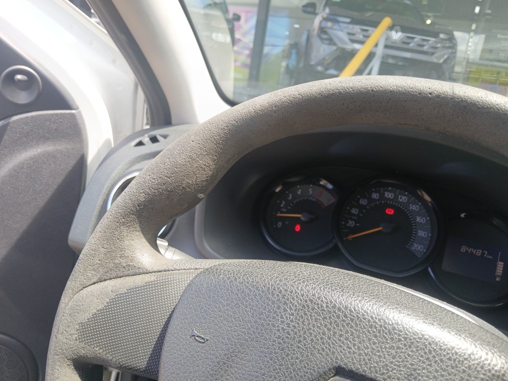 RENAULT SANDERO 1.0 EXPRESSION 16V FLEX 4P MANUAL