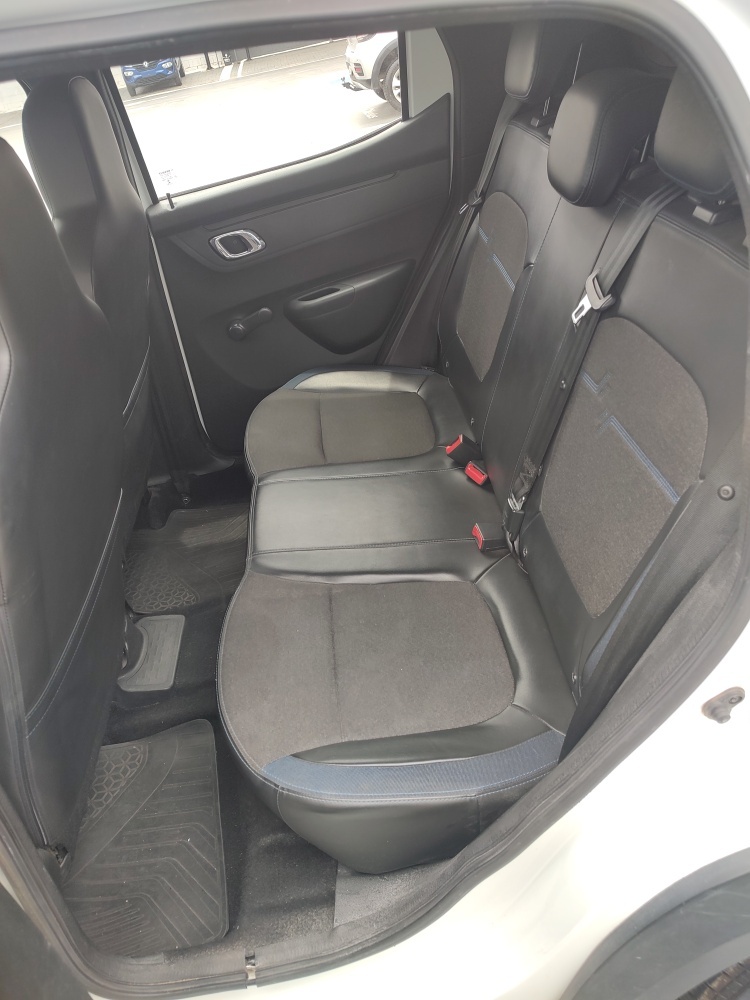 RENAULT KWID 1.0 12V SCE FLEX INTENSE MANUAL