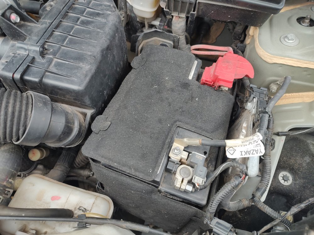 RENAULT KWID 1.0 12V SCE FLEX INTENSE MANUAL