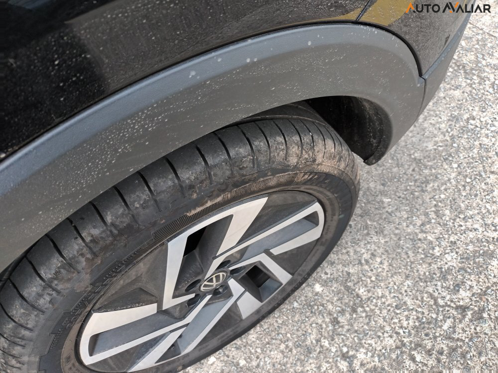 VOLKSWAGEN T-CROSS 1.4 250 TSI TOTAL FLEX HIGHLINE AUTOM&Aacute;TICO